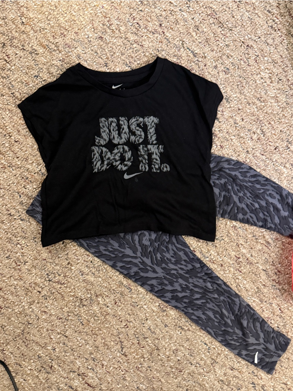 Nike Black Crop Tee with Gray 'Just Do It' Graphic activewear pants
